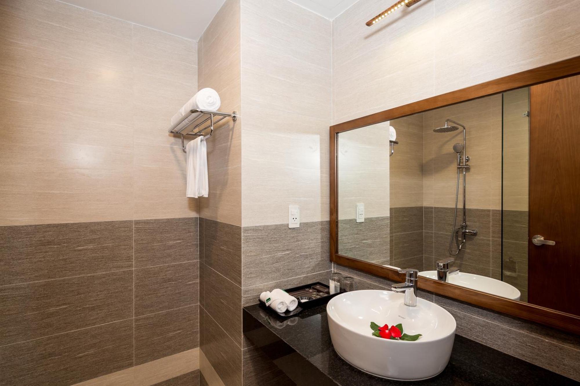 Tamarind Danang Beach Hotel Dış mekan fotoğraf